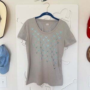 Nike Women's Gray Tennis Tee